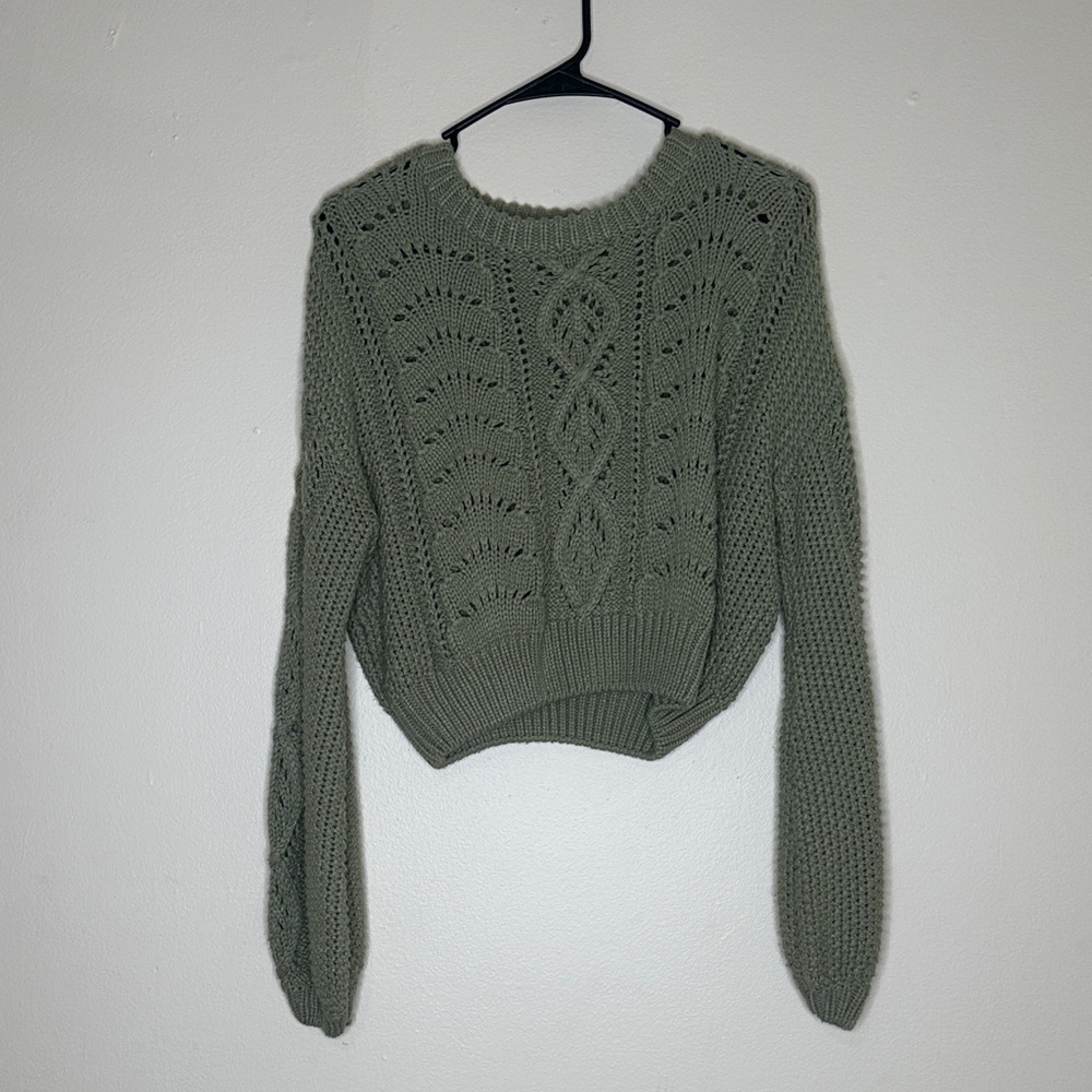Versona Sage Green Crew Neck Sweater